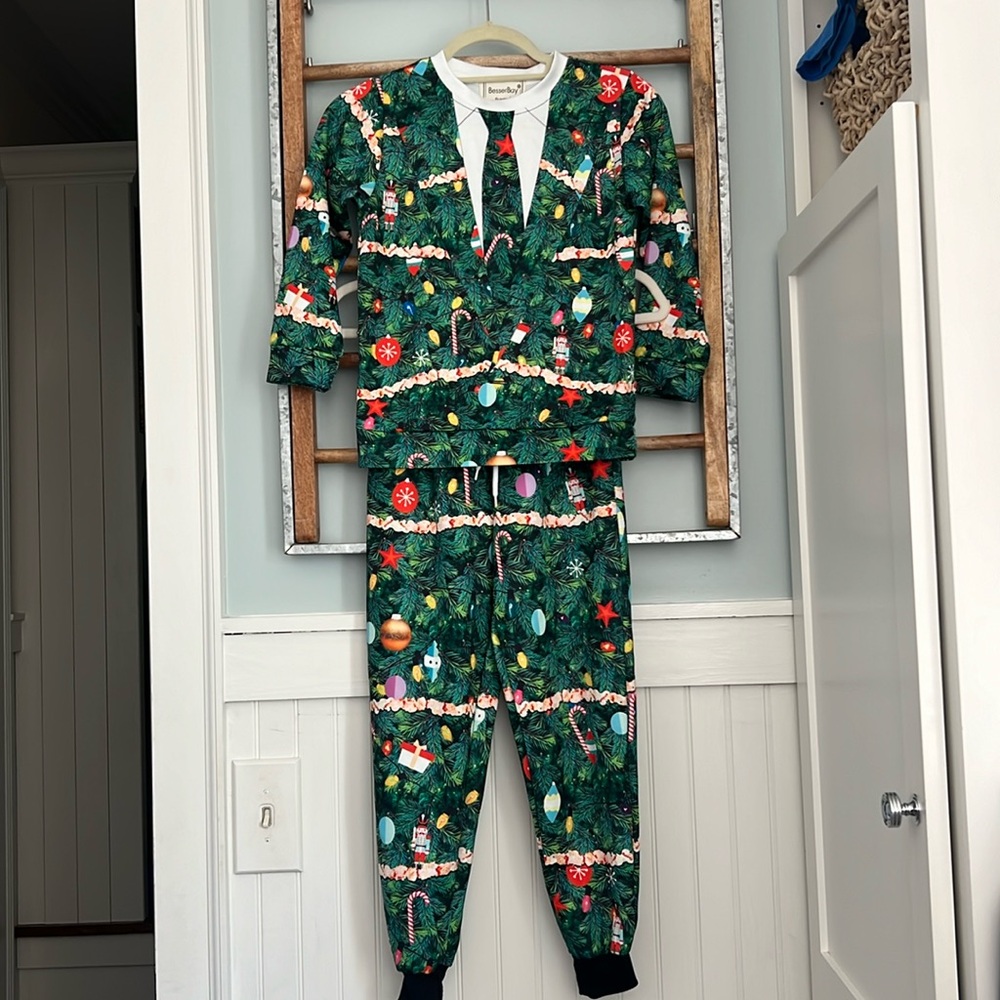 Boys Christmas jogger set size Medium ugly Christmas outfit, jogger pants top